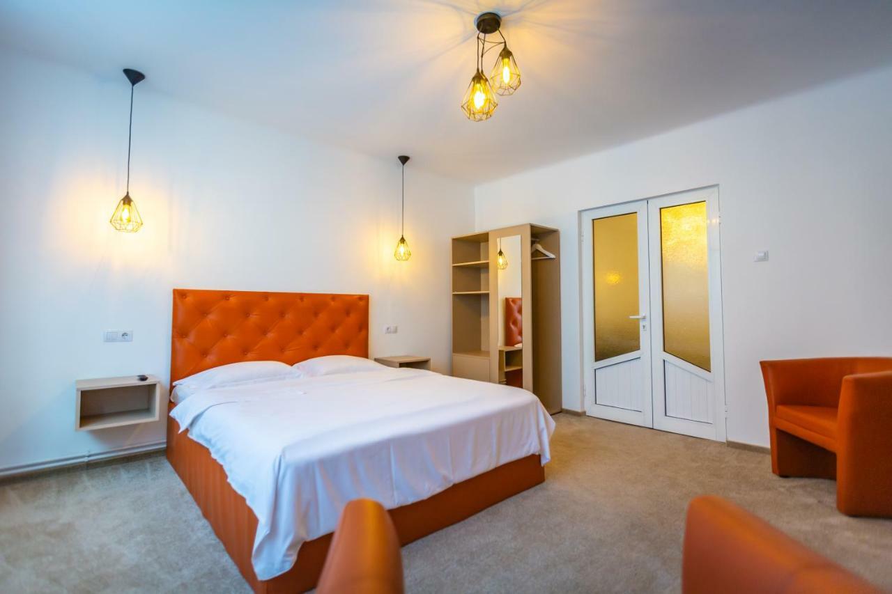 Central Apartment ブラショフ エクステリア 写真