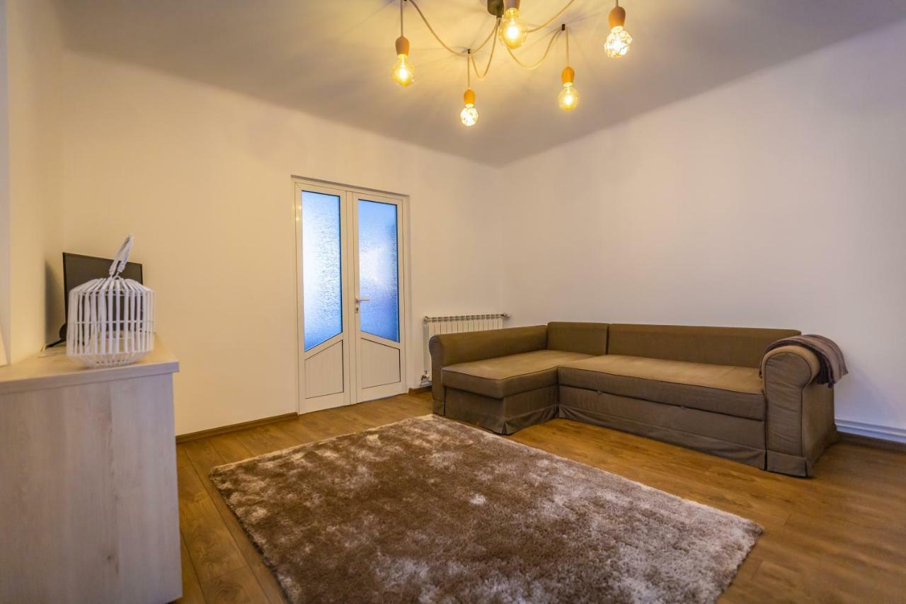 Central Apartment ブラショフ エクステリア 写真