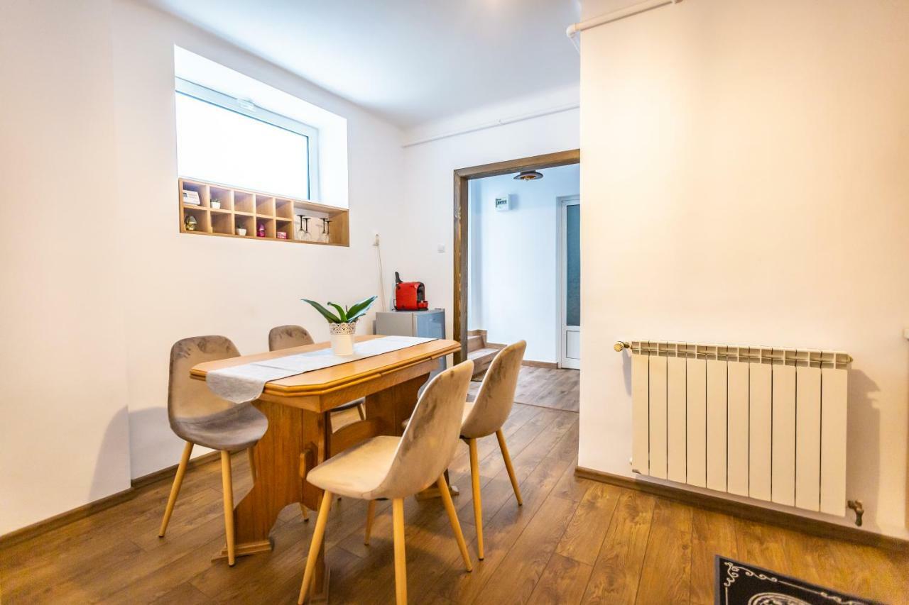 Central Apartment ブラショフ エクステリア 写真